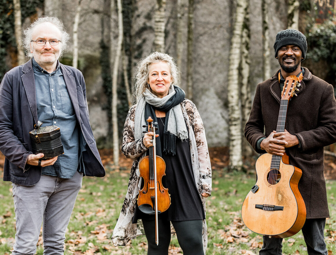 'Music is for the listener' - Peter Browne talks to Liz Knowles, Niwel Tsumbu and Niall Vallely about their Music Network Tour this May