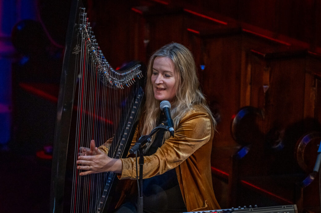 Bróna McVittie shares with us her Music Network Commission - Ten Thousand Tiny Fingers