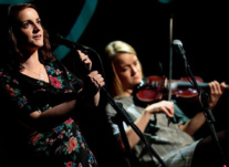 Neil Ní Chróinín and Tara Breen © John Soffe