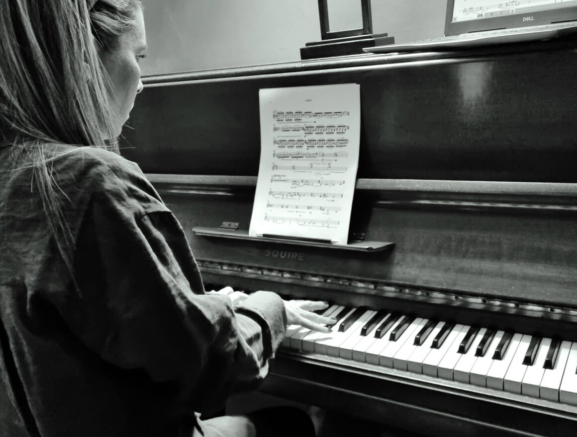 Dr. Amy Rooney unveils her new commissioned piece for Music Network's March Tour