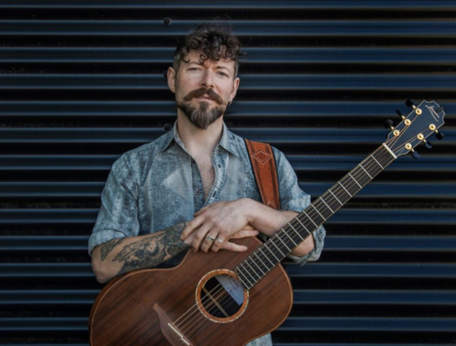 Susan Motherway speaks with Nollaig Casey, Niall McCabe and Mike McGoldrick ahead of their Music Network Tour.