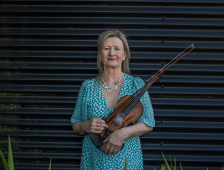 Susan Motherway speaks with Nollaig Casey, Niall McCabe and Mike McGoldrick ahead of their Music Network Tour.